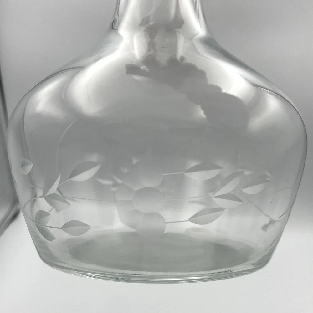 Princess House Heritage Etched Glass Carafe 8.5